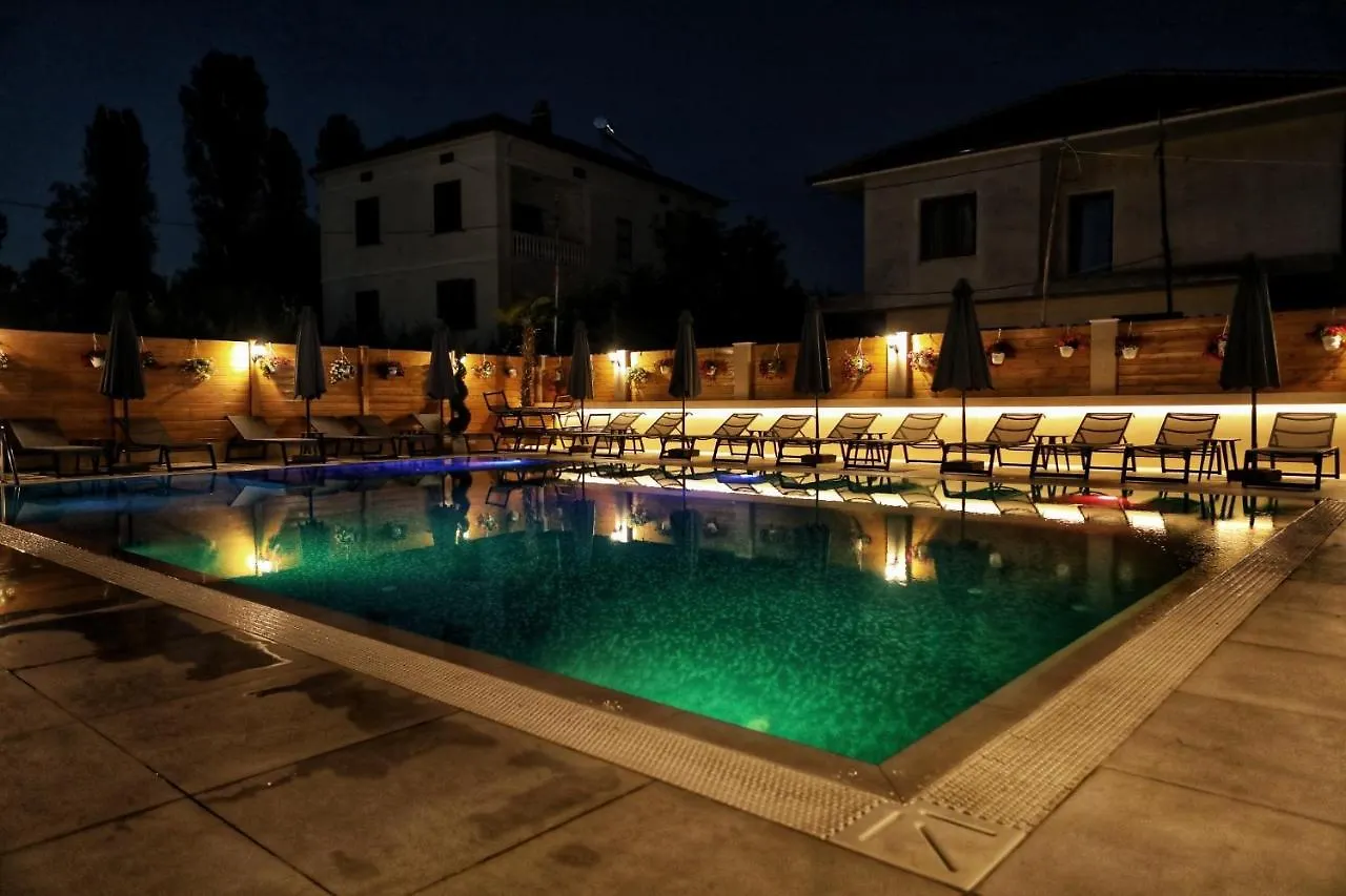 Maison d'hôtes Hotel Bujtina Siar à Pogradec